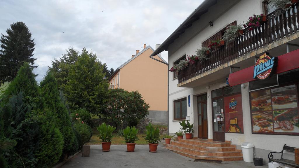 Apartment Rendulic Rakovica Exterior foto